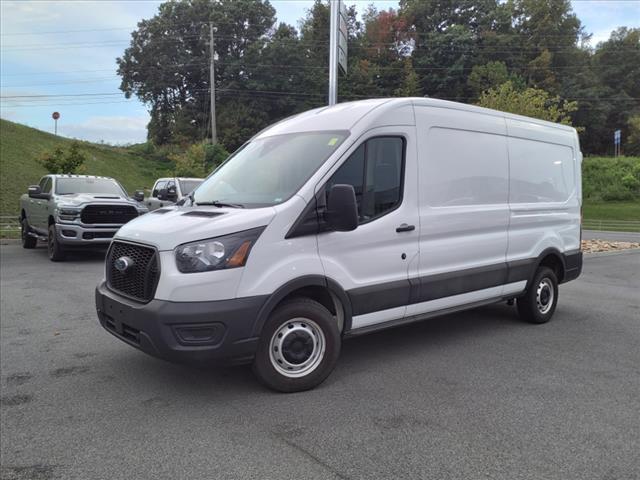 2023 ford transit-250 base