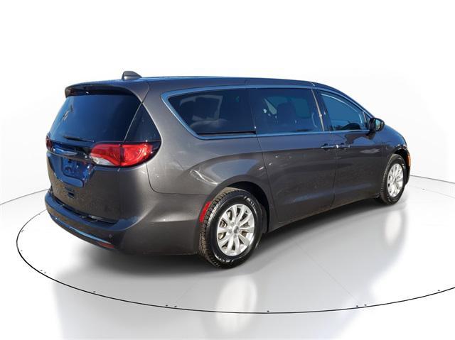 2018 chrysler pacifica touring plus