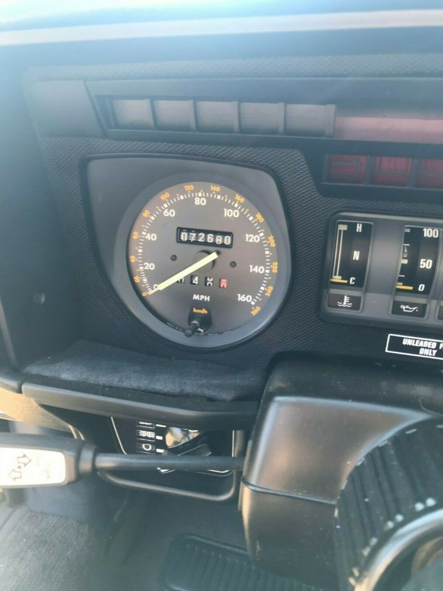 1986 jaguar xjs v12 72,000 miles, all original paint, no dents or rust