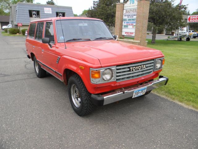 **3 owner**accident free**1982 toyota land cruiser 4x4**manual transmission!