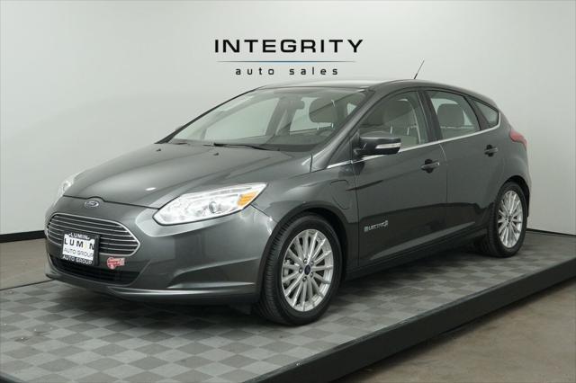 2017 ford focus electric base