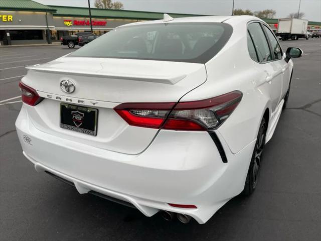 2023 toyota camry se