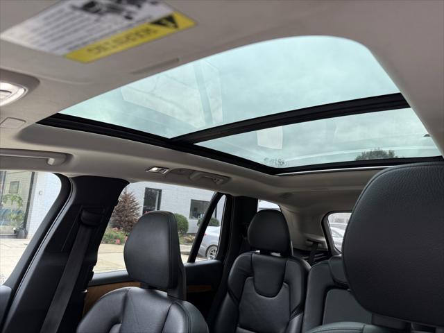 2021 volvo xc90 recharge plug-in hybrid t8 inscription expression 7 passenger