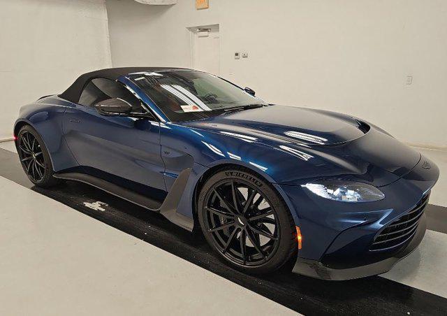 2023 aston martin vantage v12 roadster