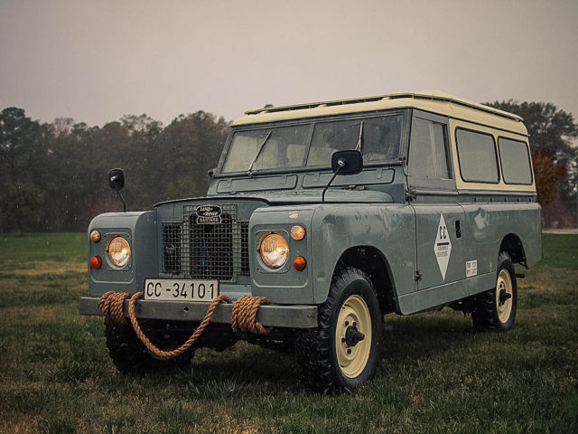 1971 land rover 109 santana