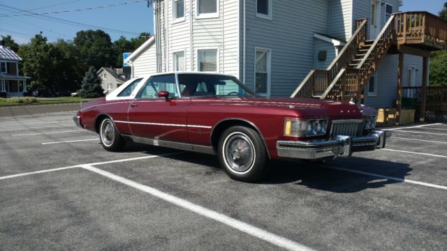 1974 buick riviera 455 stage 1 beautiful 82,000 miles