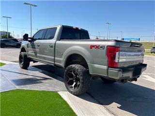 2019 Ford F-250 platinum