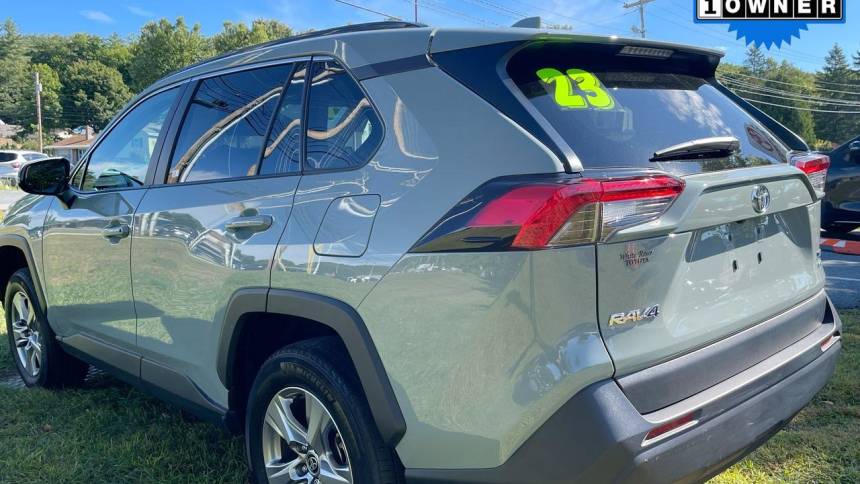 2023 toyota rav4 xle