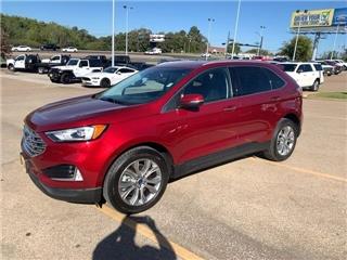 2019 Ford Edge titanium
