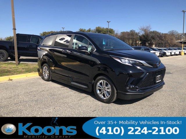 2023 toyota sienna xse