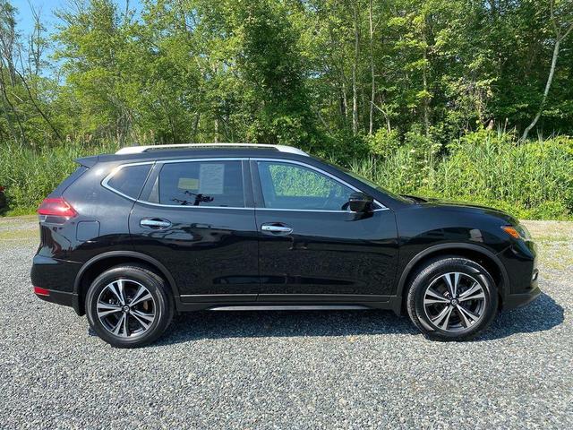2020 nissan rogue sv