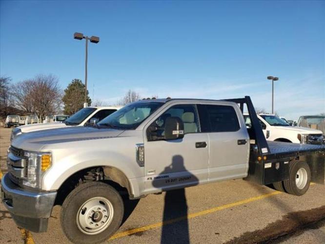 2017 ford f-350 super duty xl 4x4 xl 4dr crew cab 179 in. wb drw chassis for sale in olathe, kansas