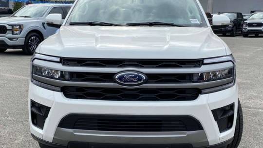 new 2024 ford expedition max xlt rwd