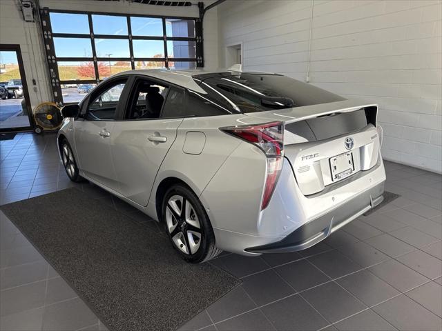 2018 toyota prius four touring