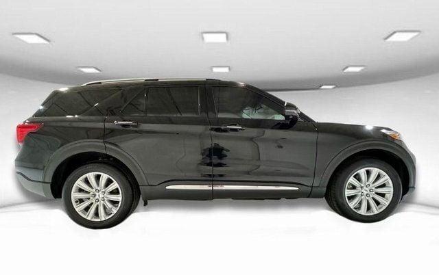 2021 ford explorer limited in milwaukee, wisconsin