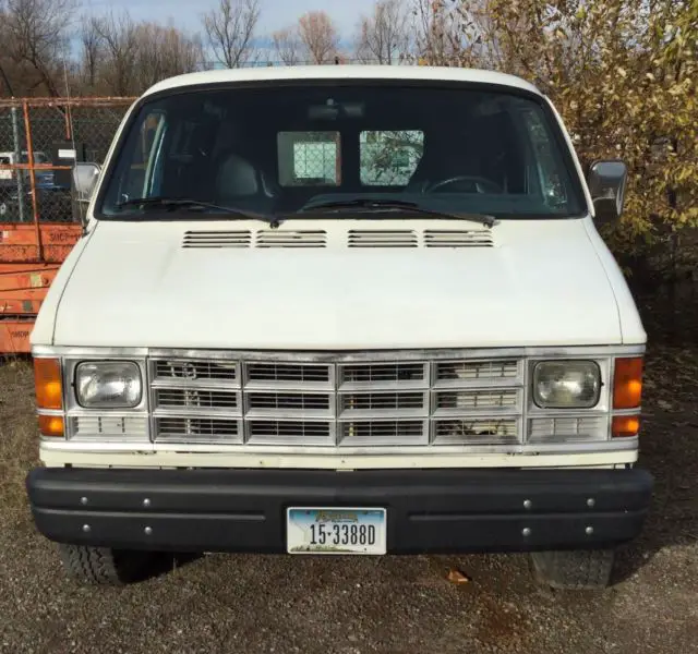 1992 dodge ram cargo van