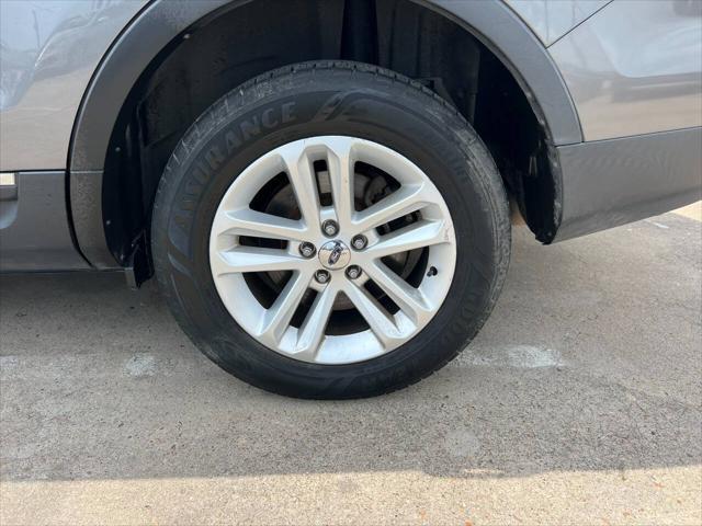 2011 ford explorer xlt