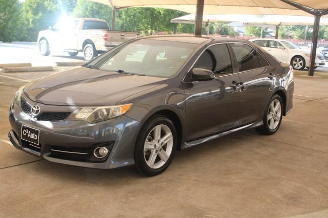 2013 toyota camry se