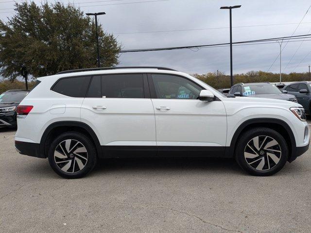 2024 volkswagen atlas 2.0t se w/ technology