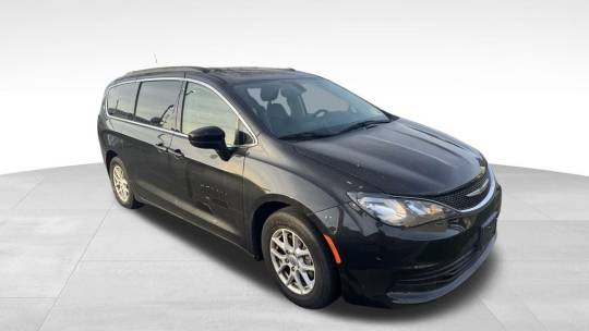 2020 Chrysler Voyager