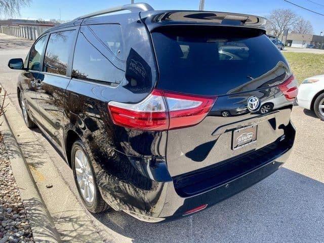 2016 toyota sienna xle in madison, wisconsin