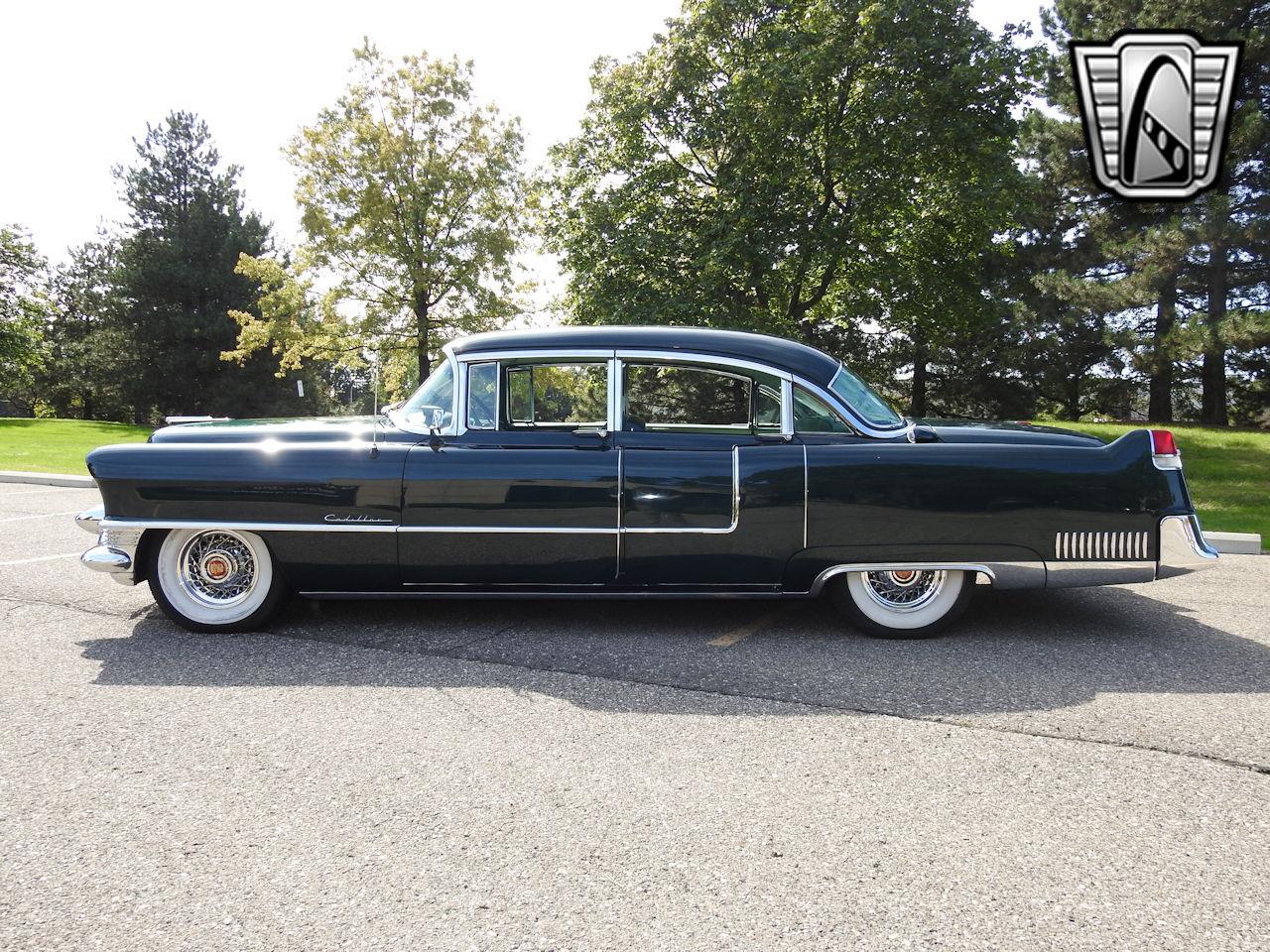 1955 cadillac fleetwood
