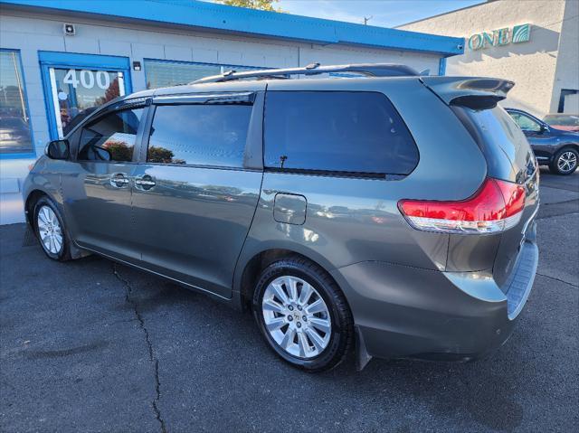 2011 toyota sienna xle