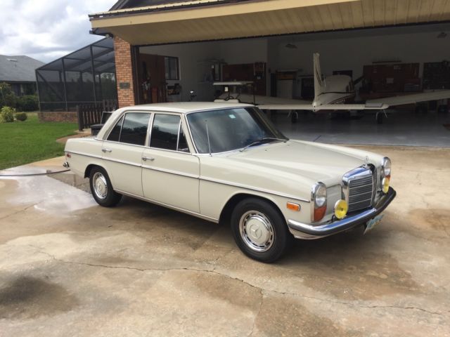1969 mercedes-benz 220d diesel