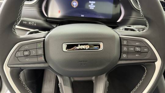 2025 Jeep Grand Cherokee