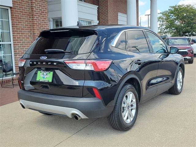 2021 ford escape se