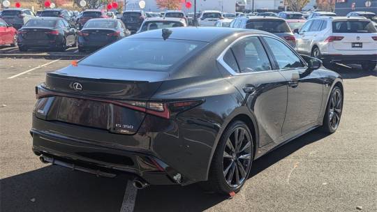 2021 Lexus IS