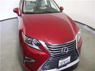 2016 Lexus ES base