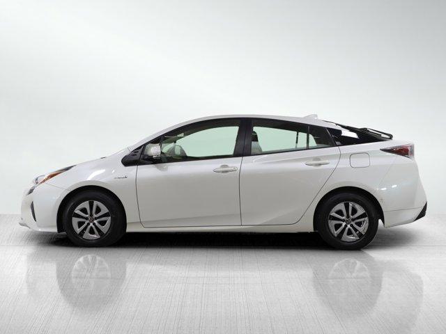 2017 toyota prius two