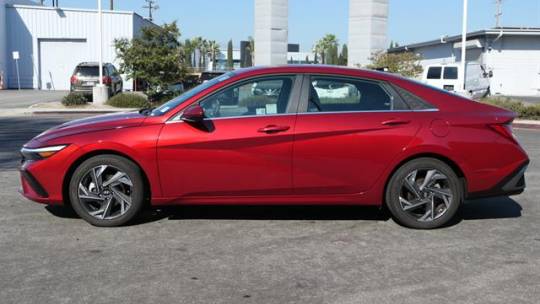 2024 Hyundai Elantra