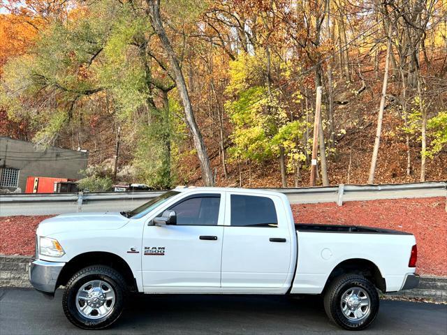 2016 ram 2500 4wd crew cab 149'' tradesman