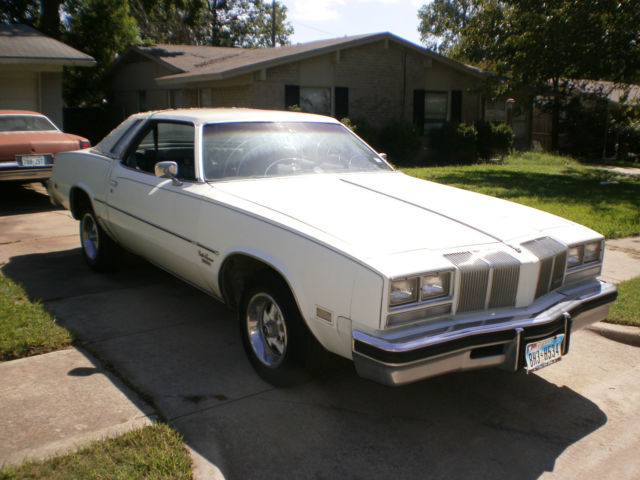 1976 cutlass supreme brougham - classic antique