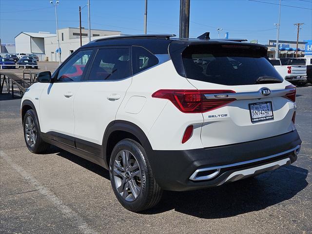 2021 kia seltos s