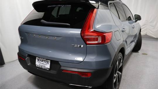 2020 Volvo XC40