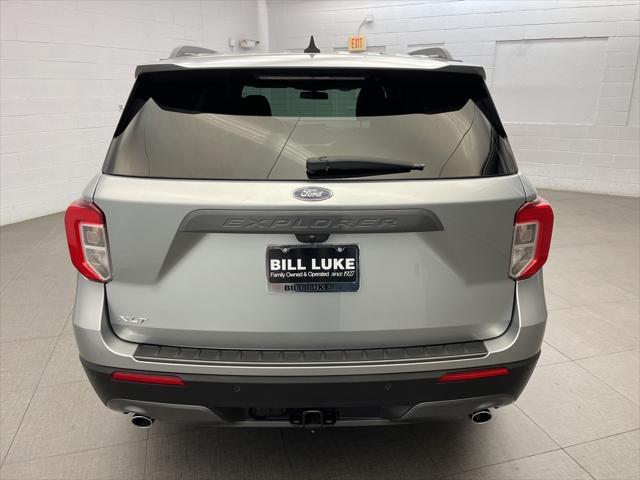 2022 ford explorer xlt