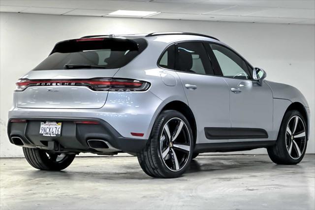 2024 porsche macan base