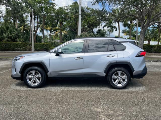 2023 toyota rav4 xle