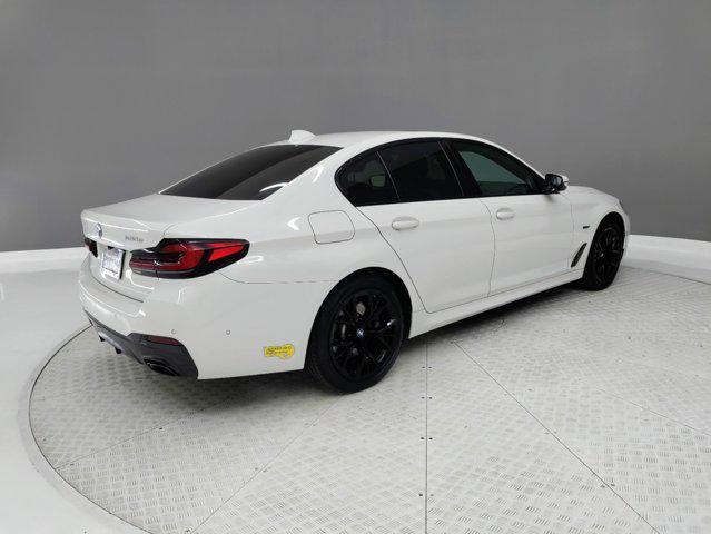 2022 bmw 530e base