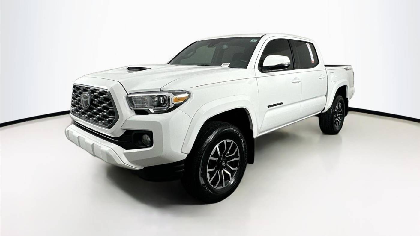 2023 toyota tacoma