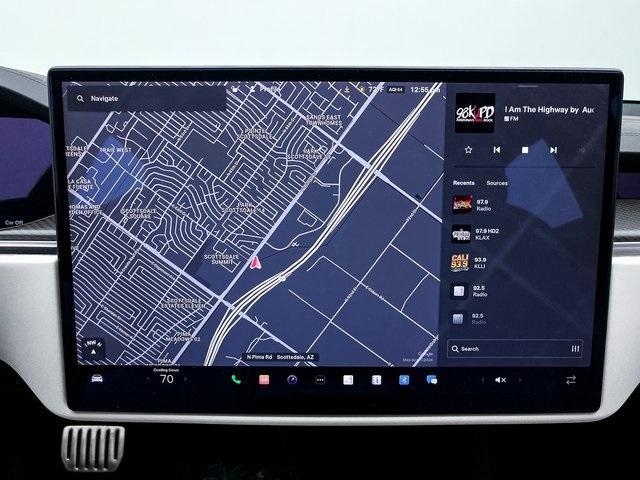 2022 tesla model s plaid