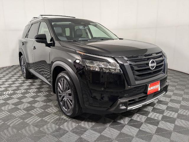 2023 nissan pathfinder sl
