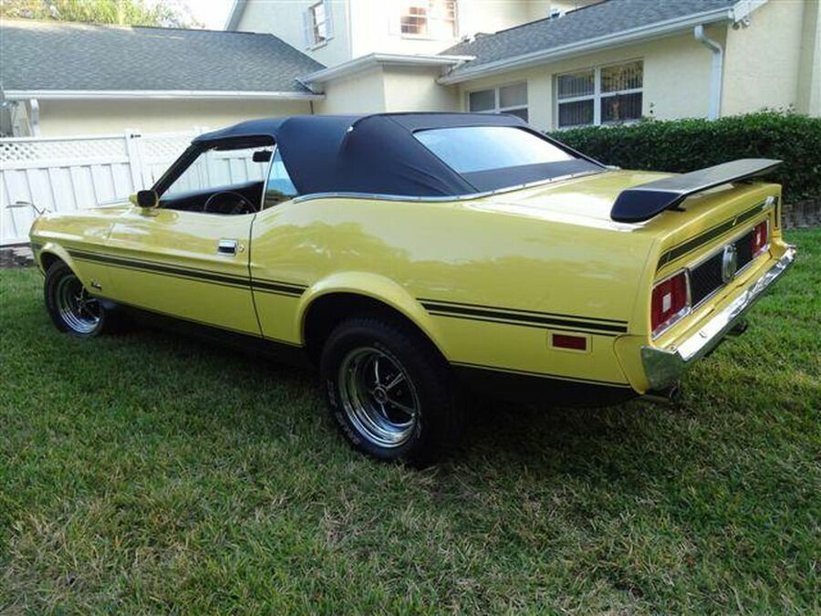 1973 ford mustang