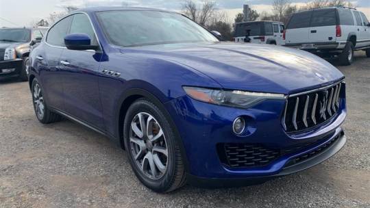 2017 maserati levante base