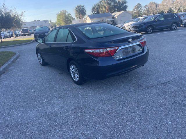 2015 toyota camry le
