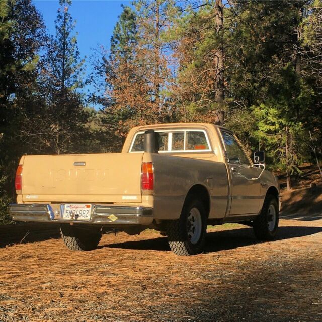 1983 isuzu pup pickup brown 4wd manual dlx
