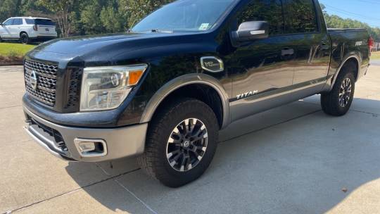 2017 Nissan Titan